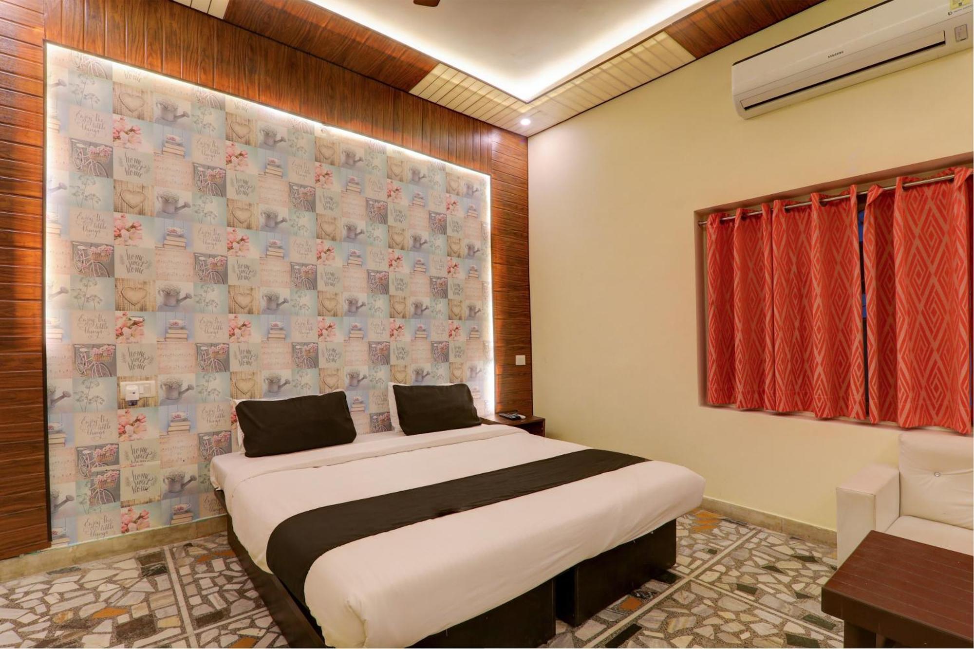 Hotel O Flagship Adbhut Moment Hotel พาราณสี ภายนอก รูปภาพ